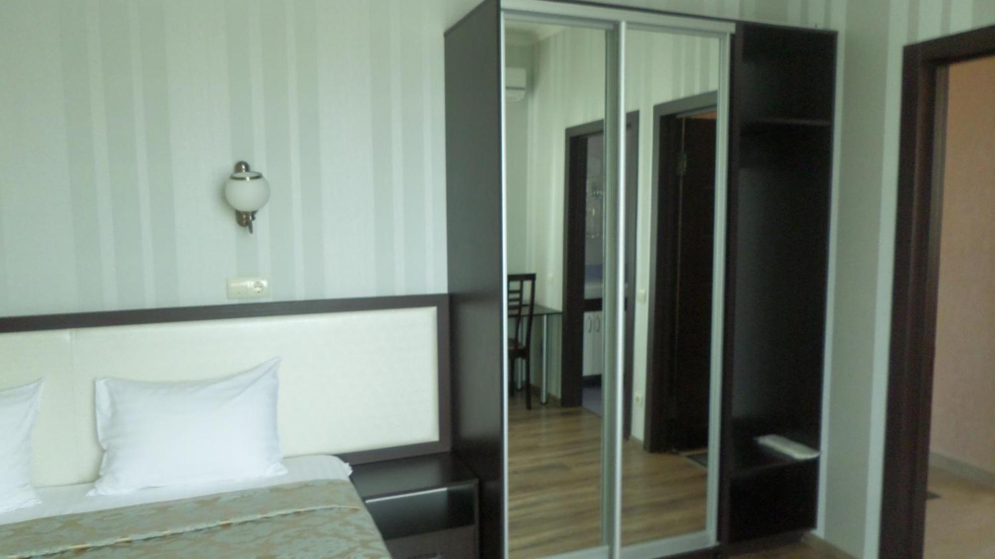 Royal Hotel Kharkov Bilik gambar