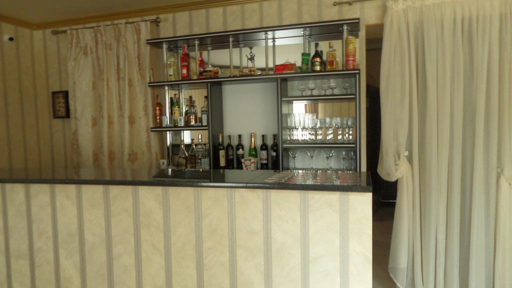 Royal Hotel Kharkov Luaran gambar