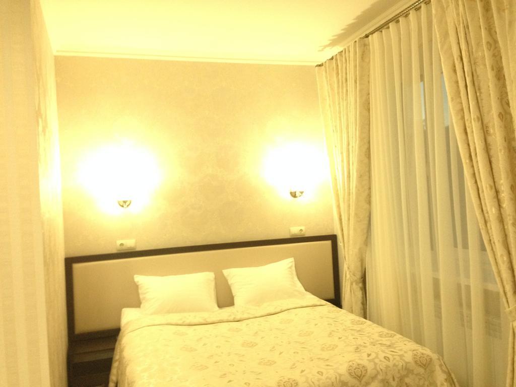 Royal Hotel Kharkov Luaran gambar