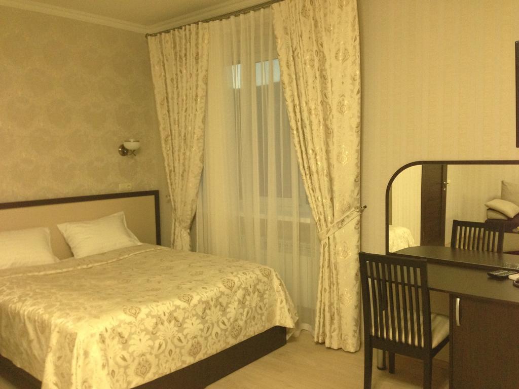 Royal Hotel Kharkov Luaran gambar